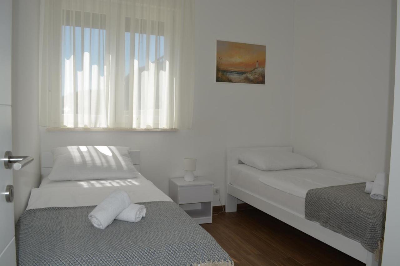 Apartments Antea 파그 외부 사진