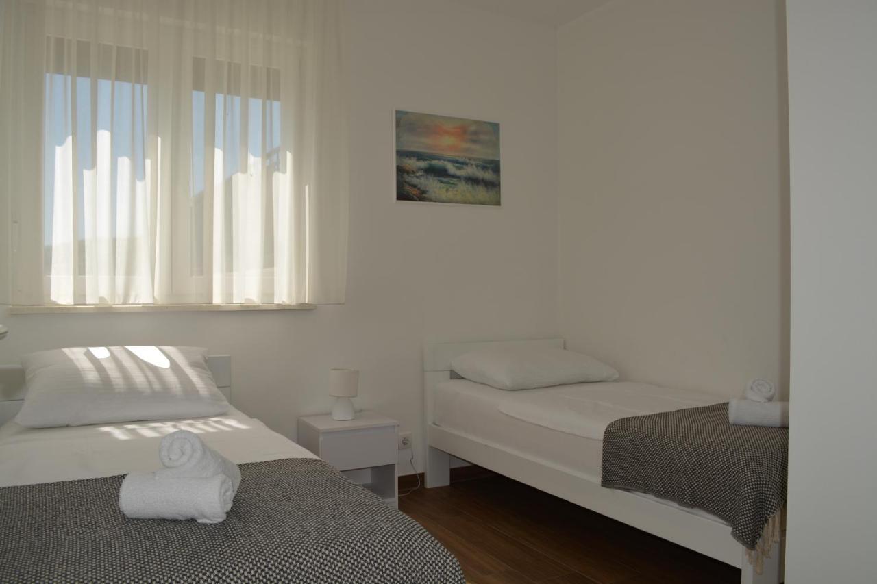 Apartments Antea 파그 외부 사진